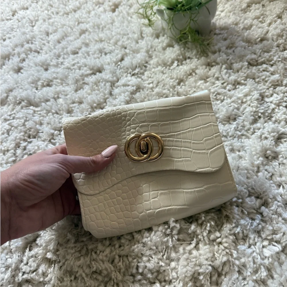 Elegant Cream Croc-Embossed Clutch